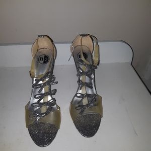 B2 women's Heel sandals Size 9.5